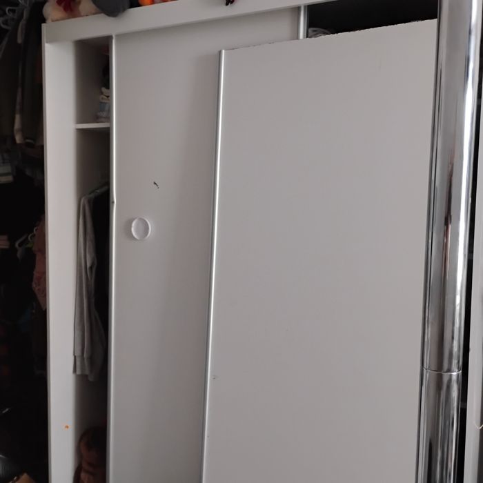 Szafa za darmo drzwi do wymiany