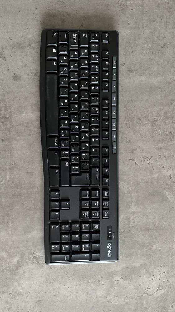 Бездротова клавіатура Logitech K270
