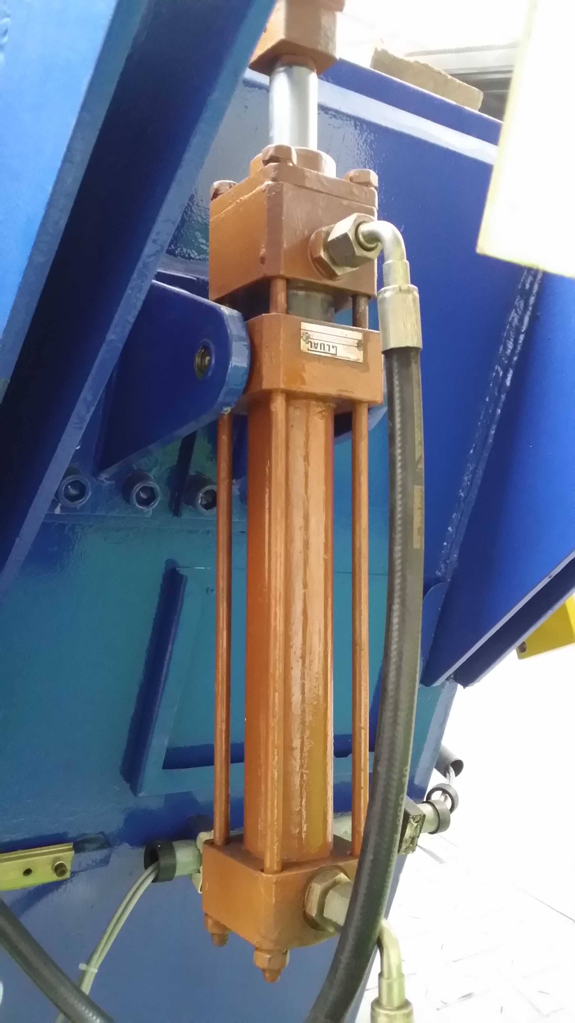 Rozwijak Odwijak do blach w kręgu 15T x 1200mm