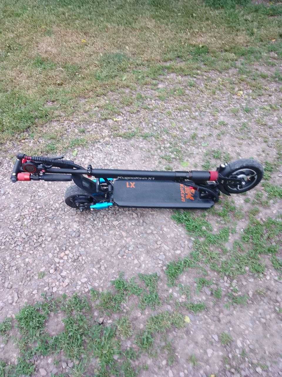Электросамокат Kugoo Kirin X1.Оригинал. В отличном состоянии.