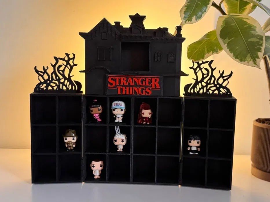 Будиночок підставка для фігурок Kinder Joy з колекції Stranger things.