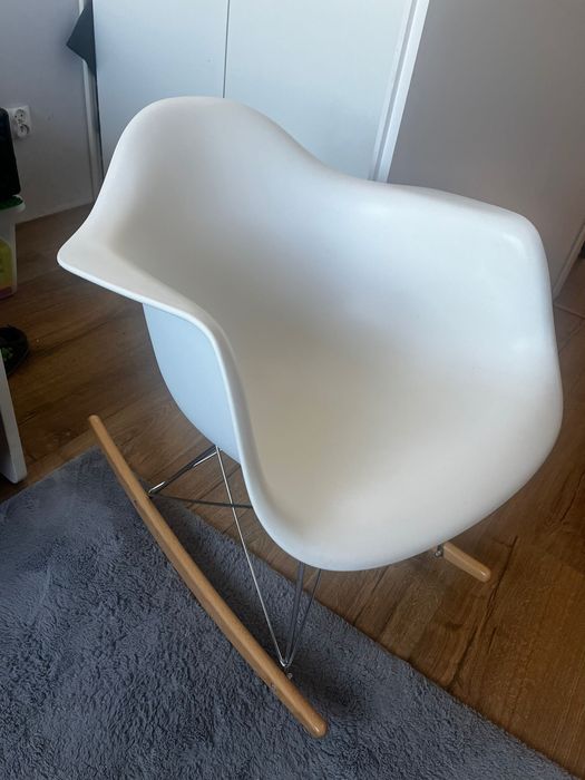 Krzesło bujane na płozach