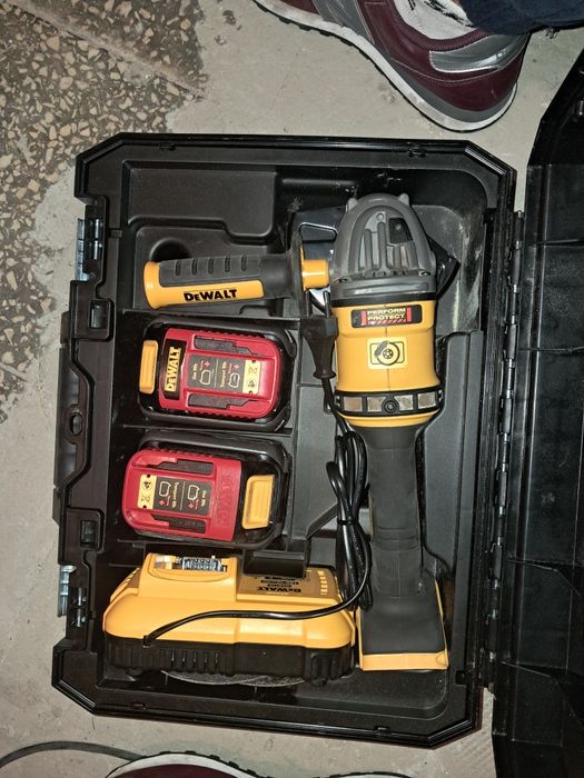 Szlifierka kątowa flex DCG414T2