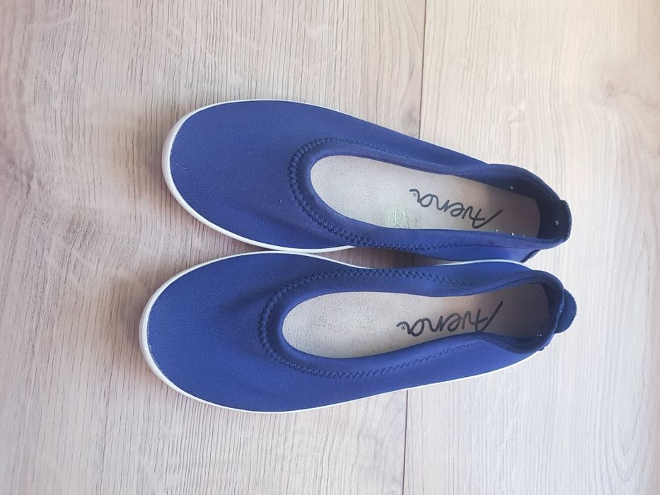 Buty zdrowotne ortopedyczne  dla osób z różnicą długości kończyn rozm3