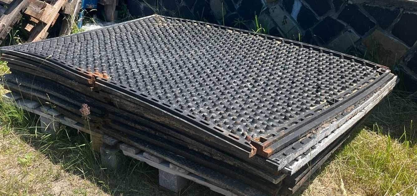 Резинові коврики для ВРХ (корів), б/у
