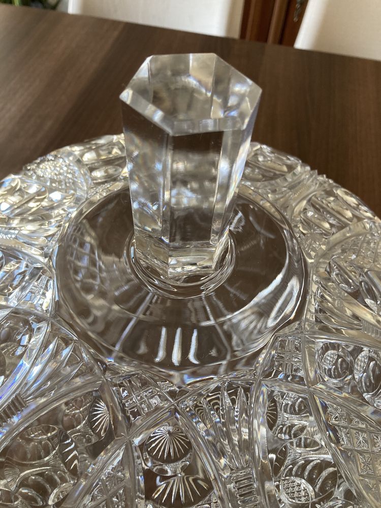 Piękna waza kryształowa nigdy nie używana