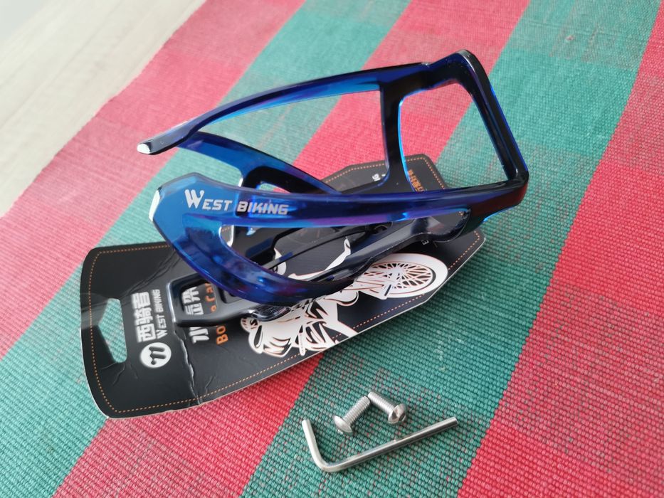 Koszyk na bidon rowerowy - niebiesko czarny