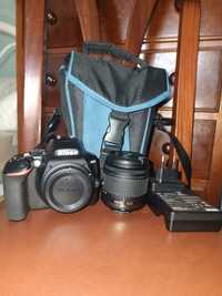 Nikon D3500 + AF-P DX 18-55mm f/3.5-5.6G + Estojo