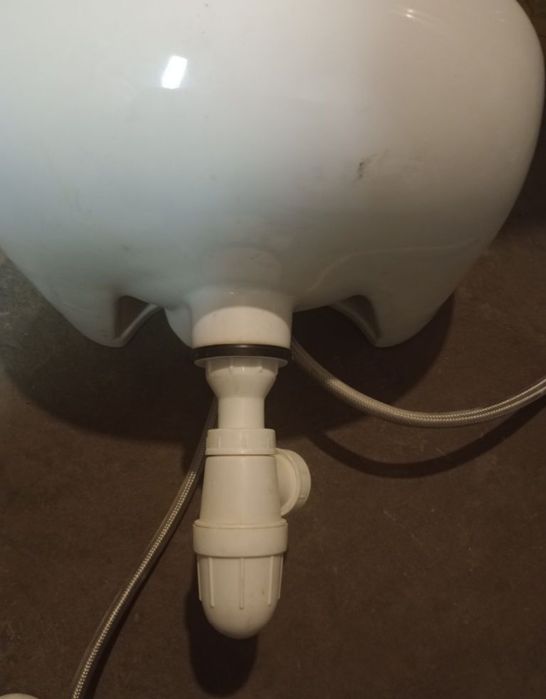 Umywalka z baterią i syfonem KOŁO 40cm