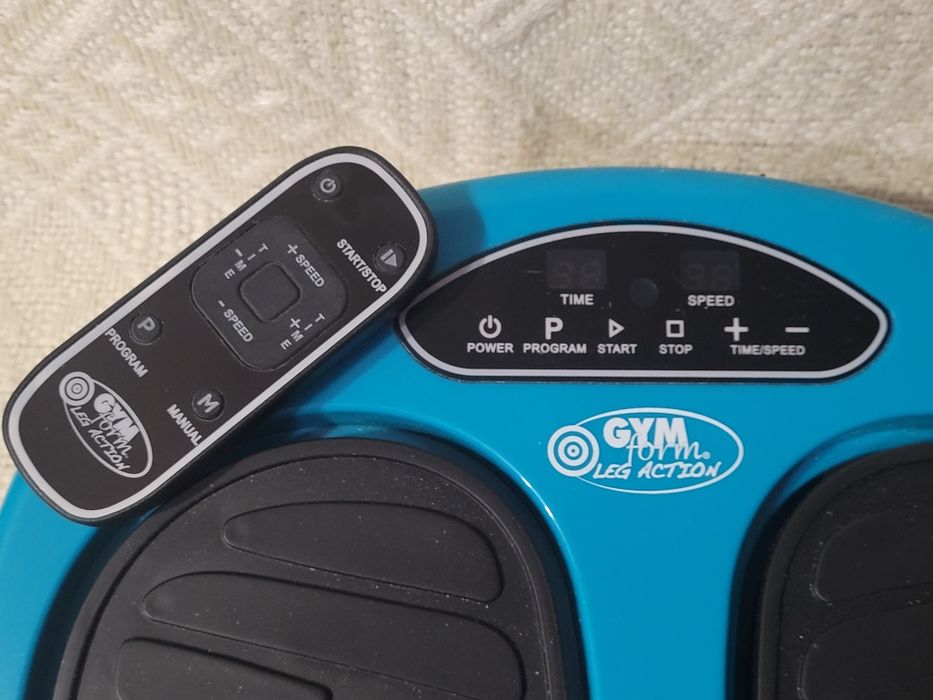 Masażer wibracyjny do stóp nóg Gymform Leg Action