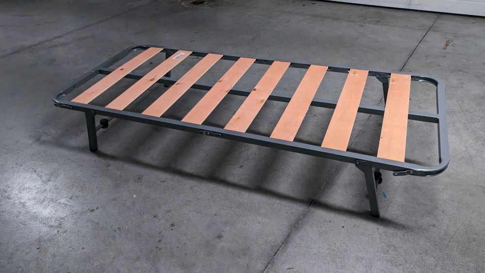 Cama dobrável (possibilidade gavetão)