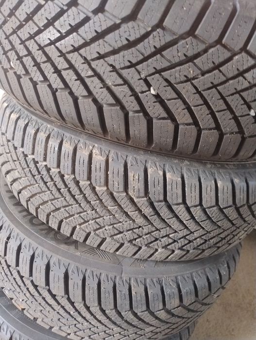 Opony  195/65R15