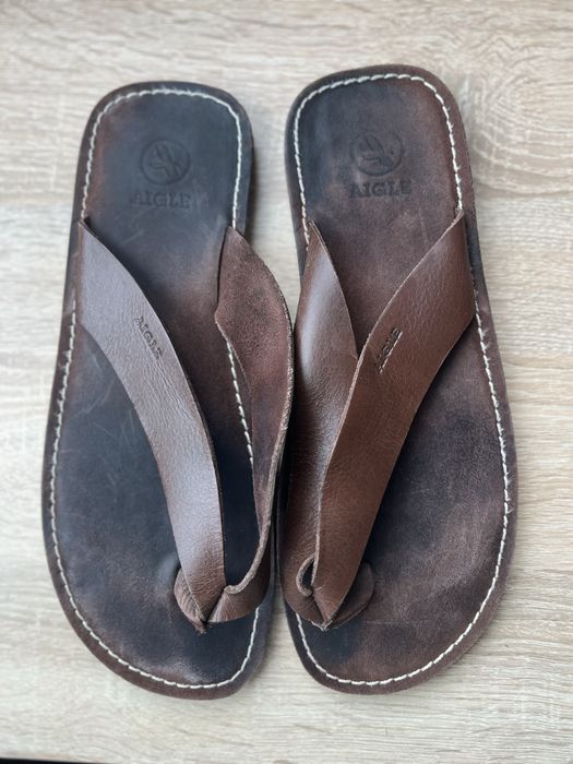 Оригінальні шльопанці вʼєтнамки Aigle