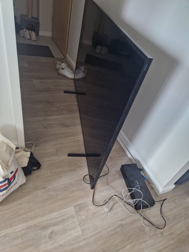 Samsung the Frame 75” - uszkodzony