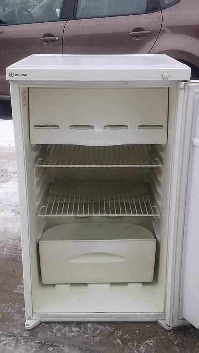 Lodówka zamrażarką indesit