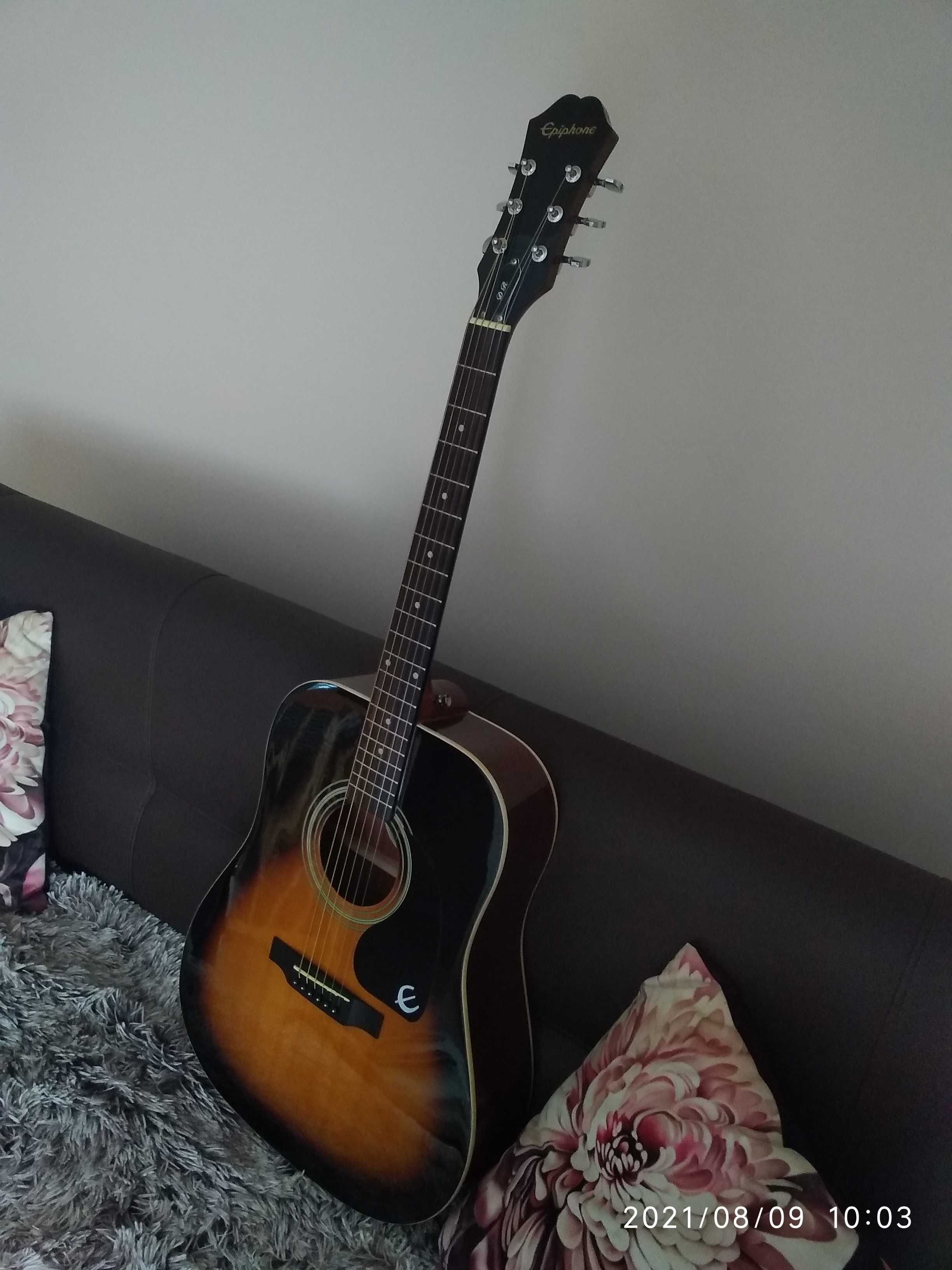 Gitara akustyczna Epiphone z akcesoriami