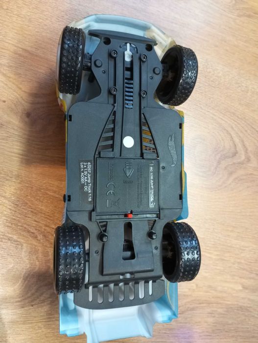 Hot wheels auto sterowane