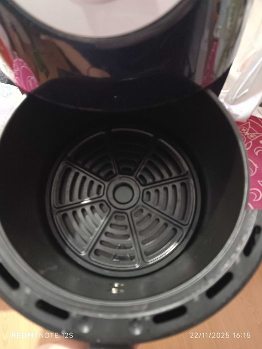 Air Fryer quase nova