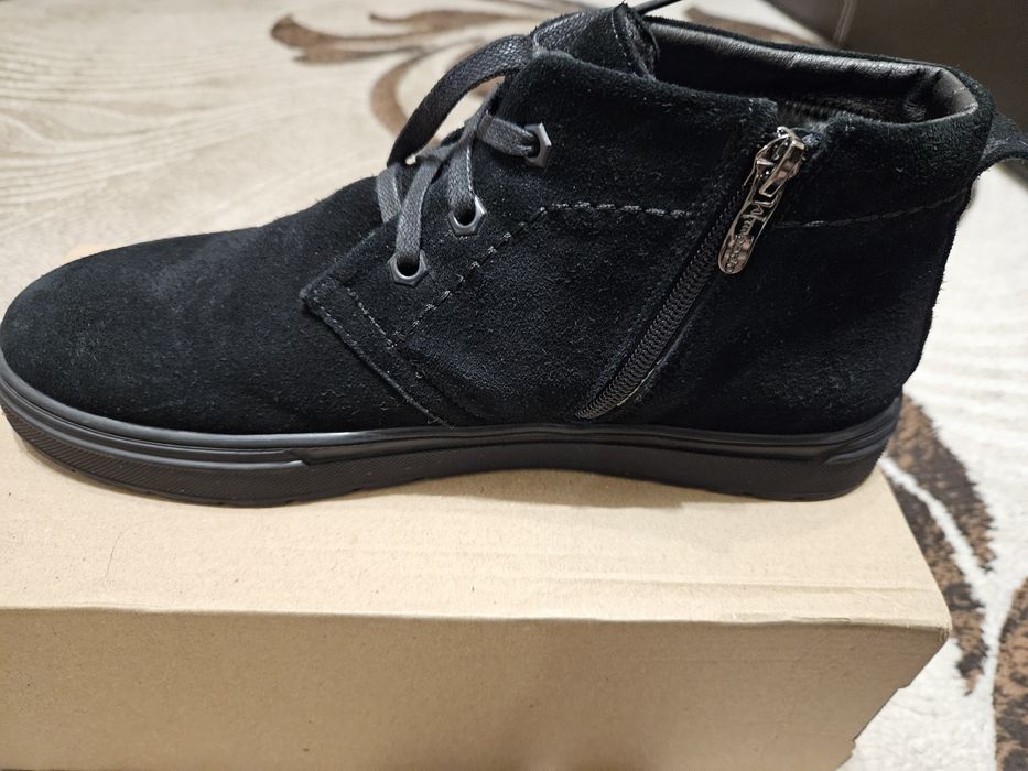 Чоловічі зимові замшеві черевики