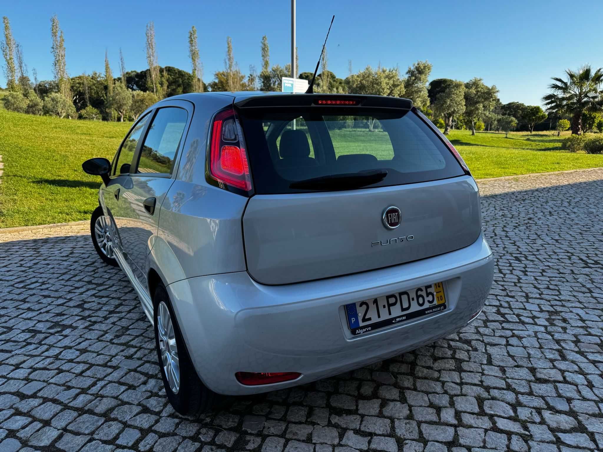 Oportunidade! Fiat Punto young Sport 2014 - Apenas 91.000 km!