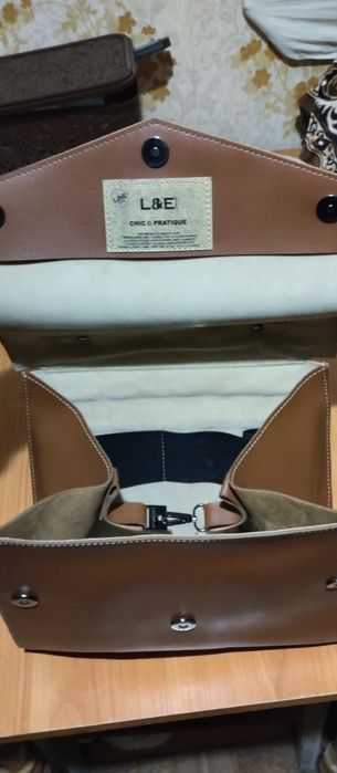 Кожаная сумка от L&E Studio