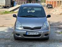 Продам Toyota Yaris Verso