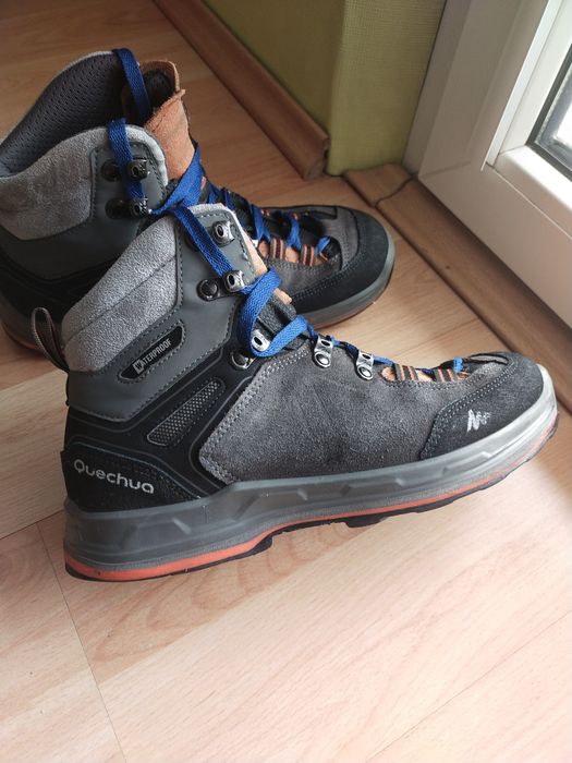 Markowe buty trekkingowe - męskie.