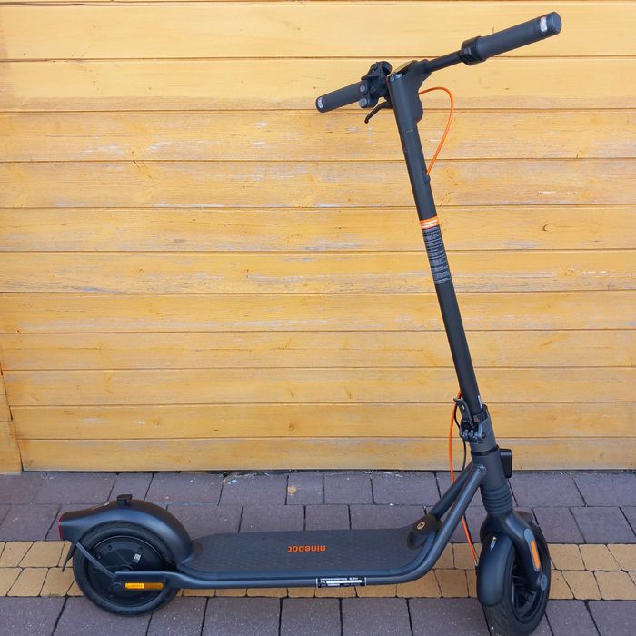 Hulajnoga elektryczna Ninebot KickScooter F2 Pro 450W 20km/h H1