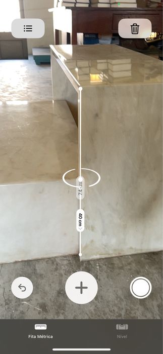 Mesas de Mármore - Pedro Guimarães (aparador)