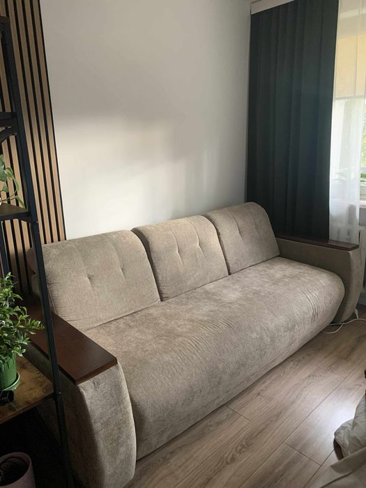 Sofa / kanapa rozkladana ze skrzynią i funkcją spania