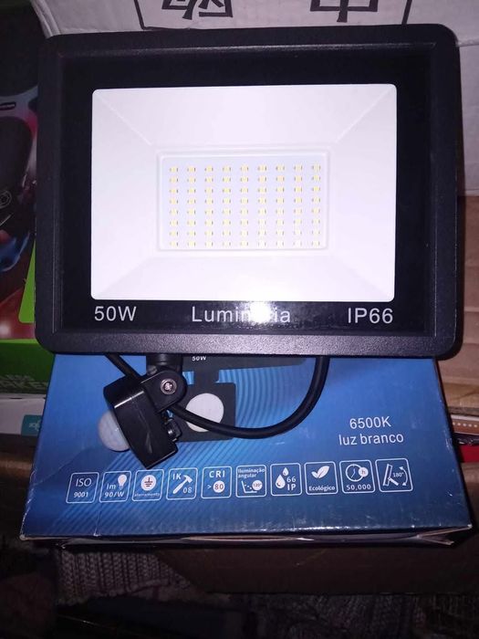 Hofofotes solares e elétricos todos os tipos