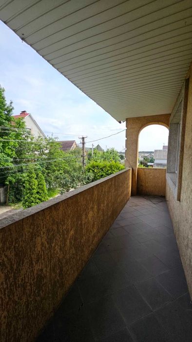 Боярка вул. Ягідна. Будинок, 7 кімнат, гараж. підвал, 6 соток землі.