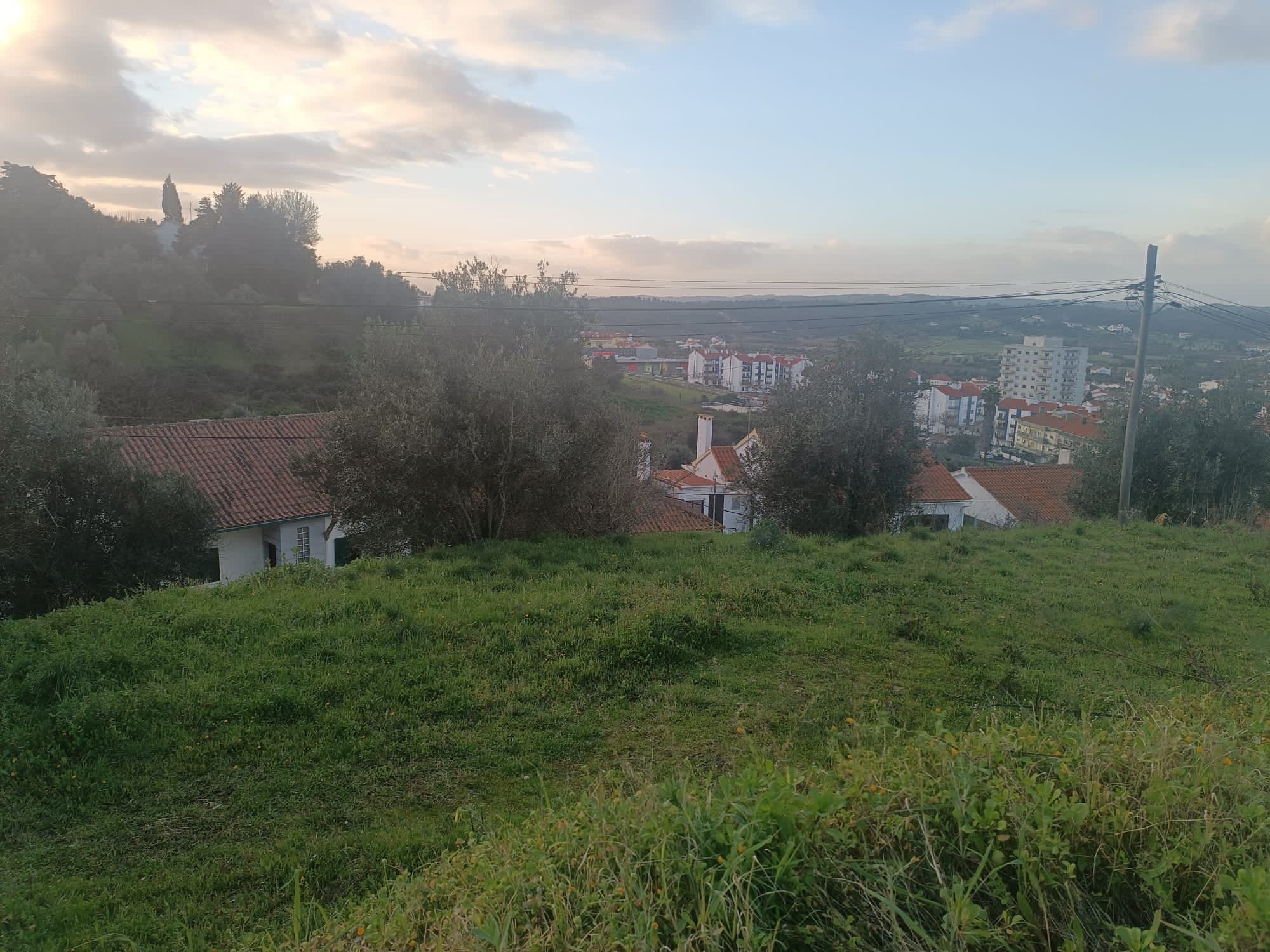 Vendo terreno urbano, pronto a construir, excelente localização