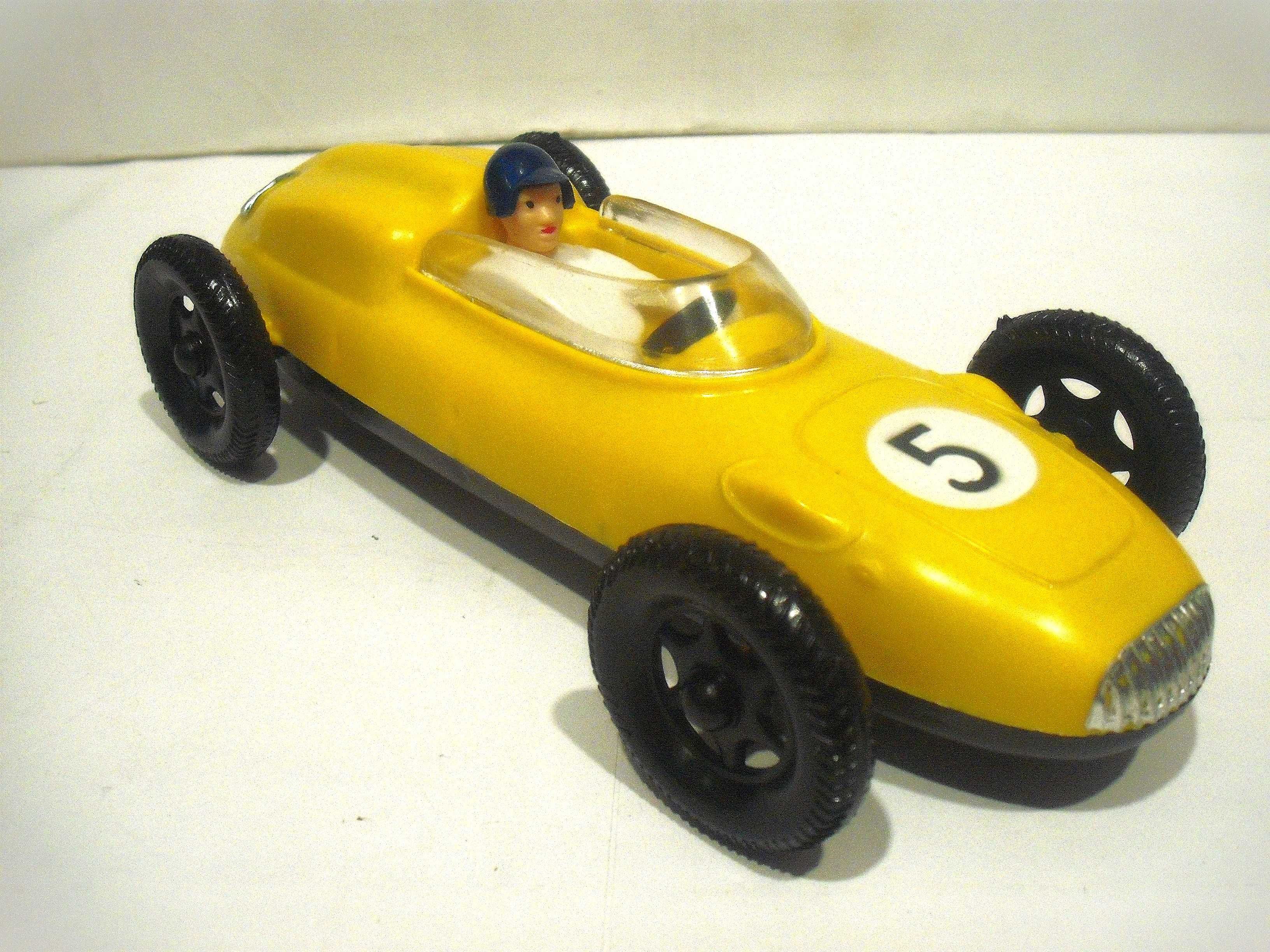 PEPE - carro de corrida grande - personalizado