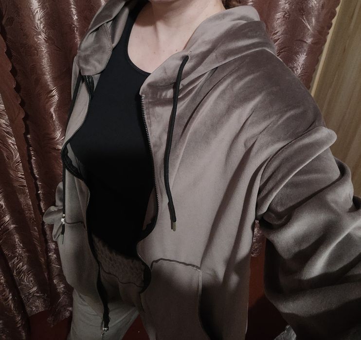 Костюм велюровий жіночий