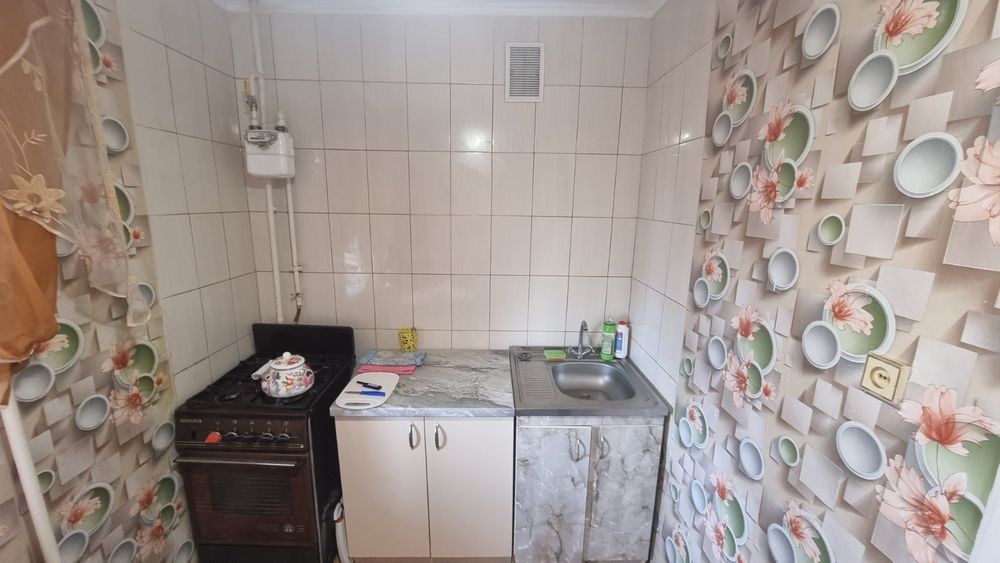 Оренда 1-кімнатна на Заливній з меблями