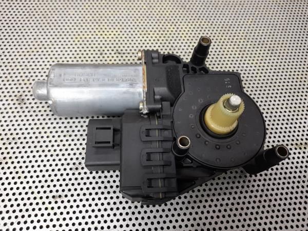 Motor vidro frente direito AUDI A4 Avant (8D5, B5)