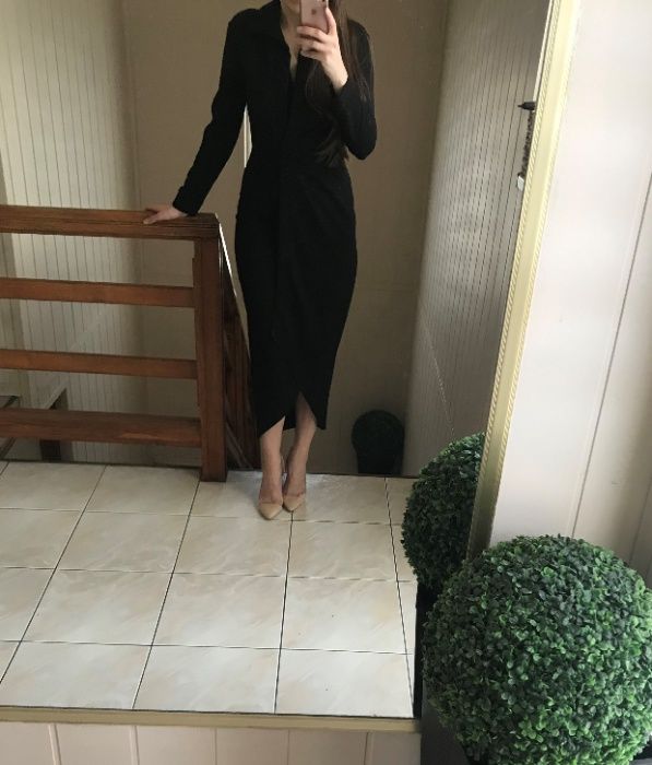 Czarna sukienka midi 36 S asymetryczna drapowana