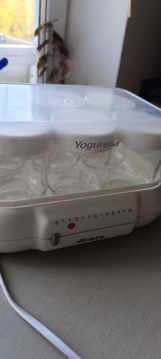 Йогуртниця ariete для приготування йогуртів вдома