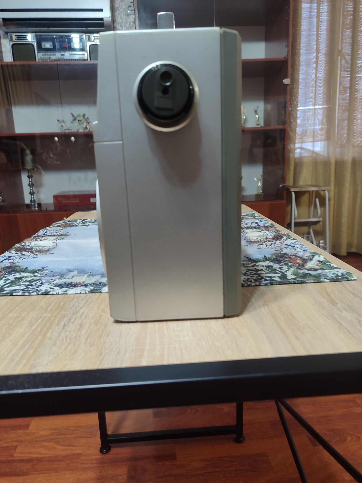 Коробочна Манґгнітола Hitachi TRK W55W