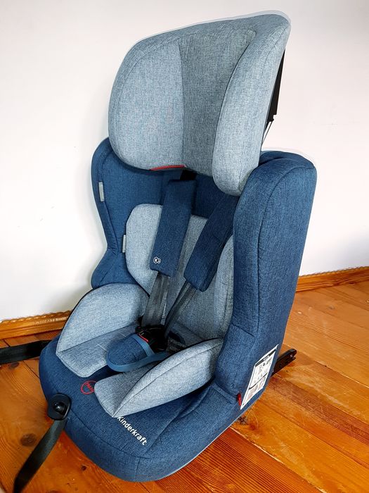 синє ізофікс  добротне 9 36