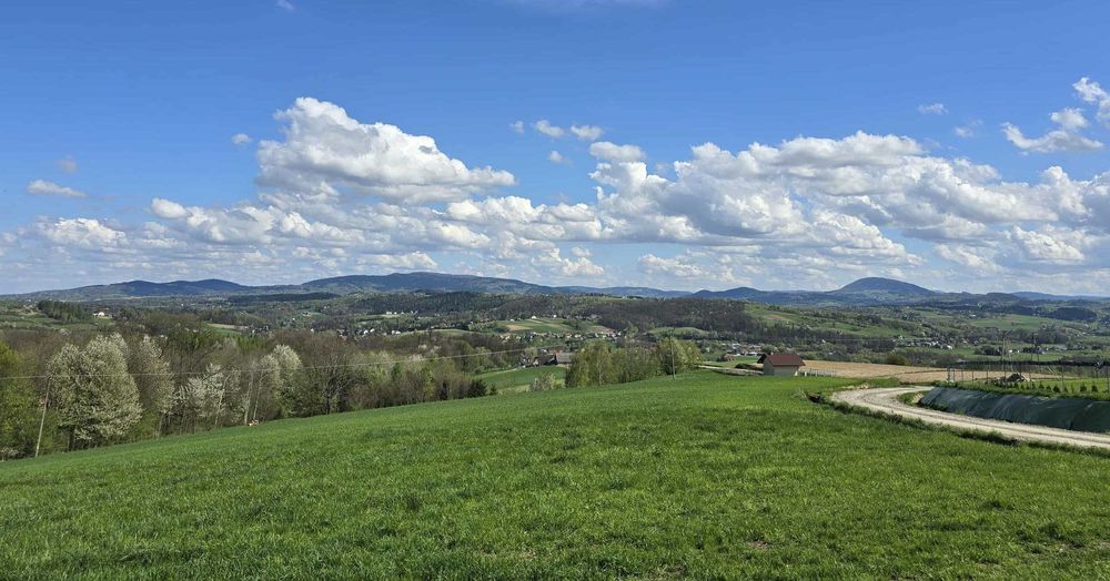 Działka widokowa Jankowa, w pobliżu park i rzeka