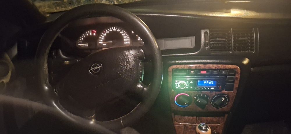 Опель вектора В 2.0 дизель