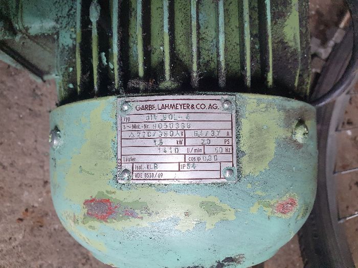 Prasa hydrauliczna osprzęt siłowniki silniki zbiornik rozdzielacz