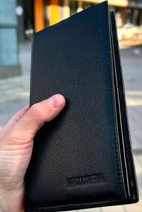 Мужская купюра на магнитах из натуральной мягкой кожи 

кожи качество