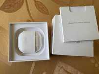 Оригінальний кейс від Apple AirPods 4