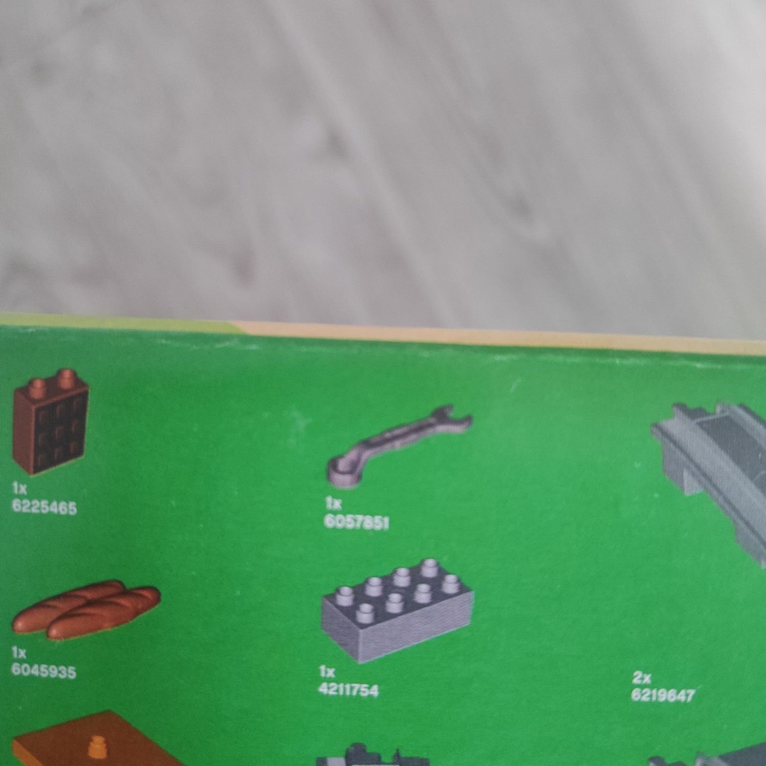 LEGO Duplo 10875 pociąg towarowy