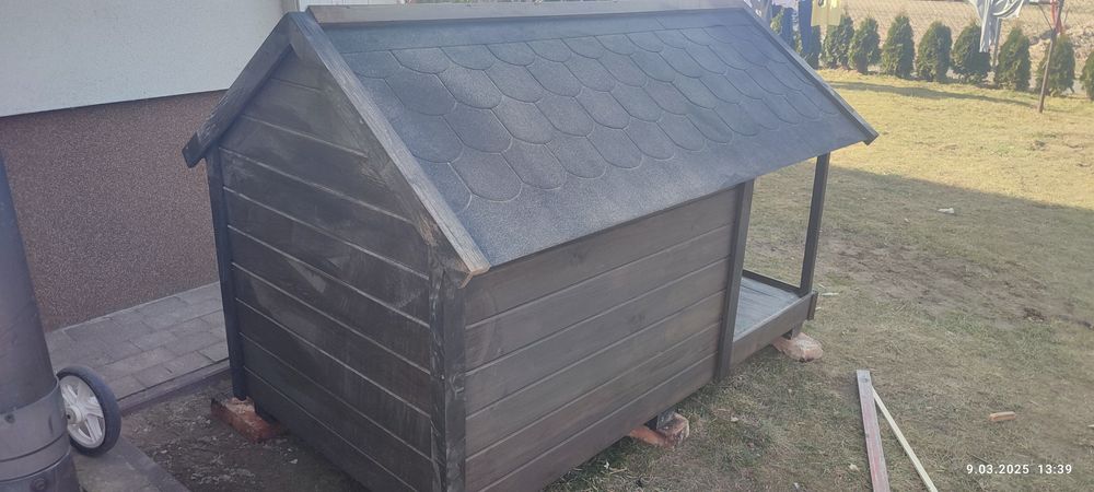 Buda dla dużego psa