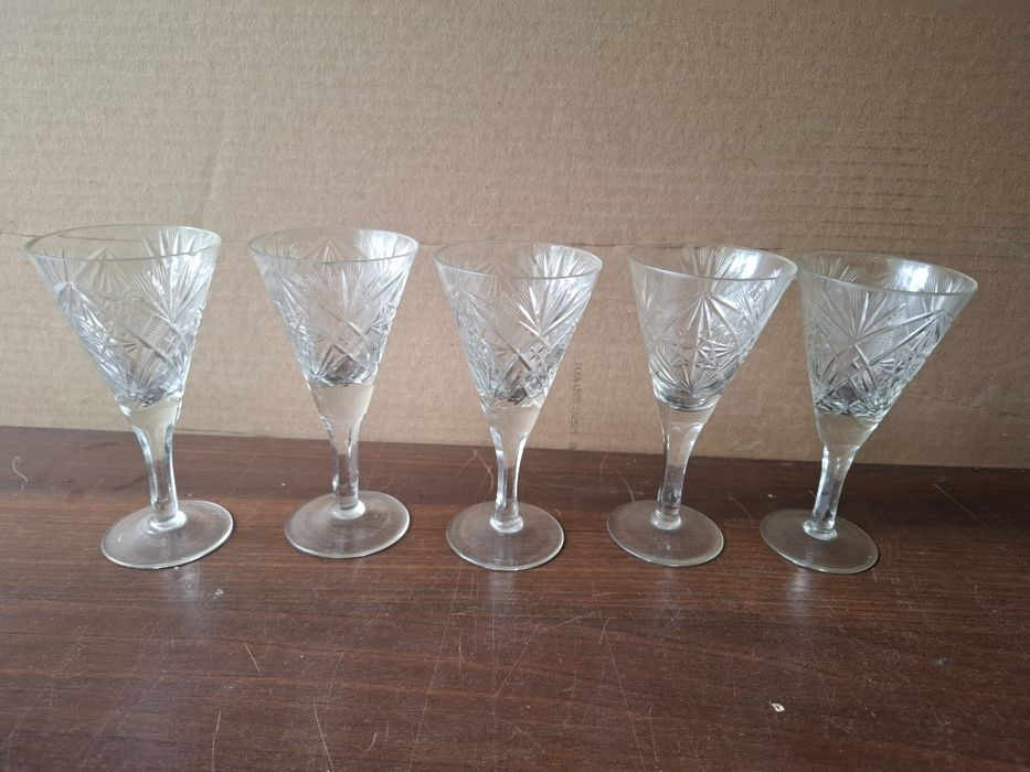 Stare kieliszki kryształowe PRL