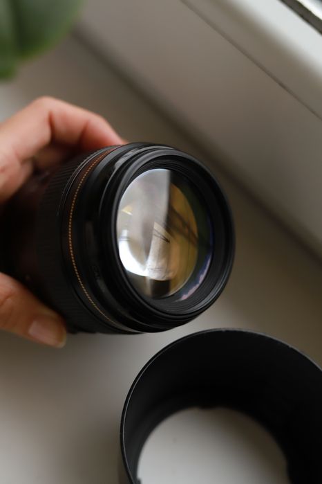 Продам обʼєктив CANON EF 85MM F/1.8 USM